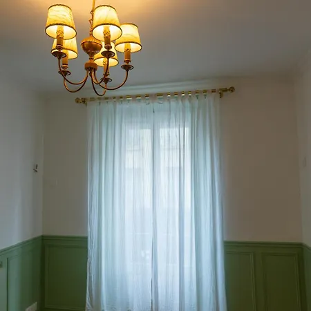 15 Apartment *