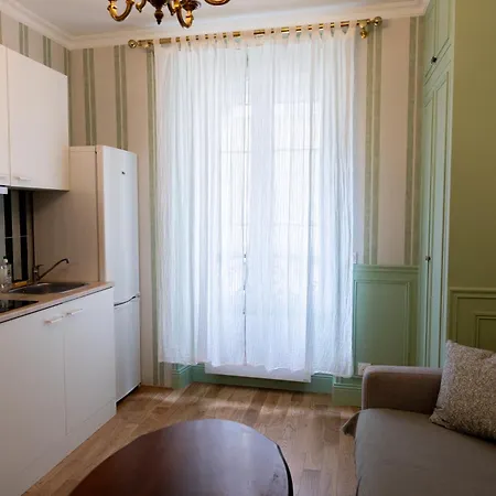 Apartment 15